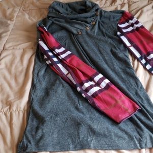 Long sleeve gray and plaid shirt